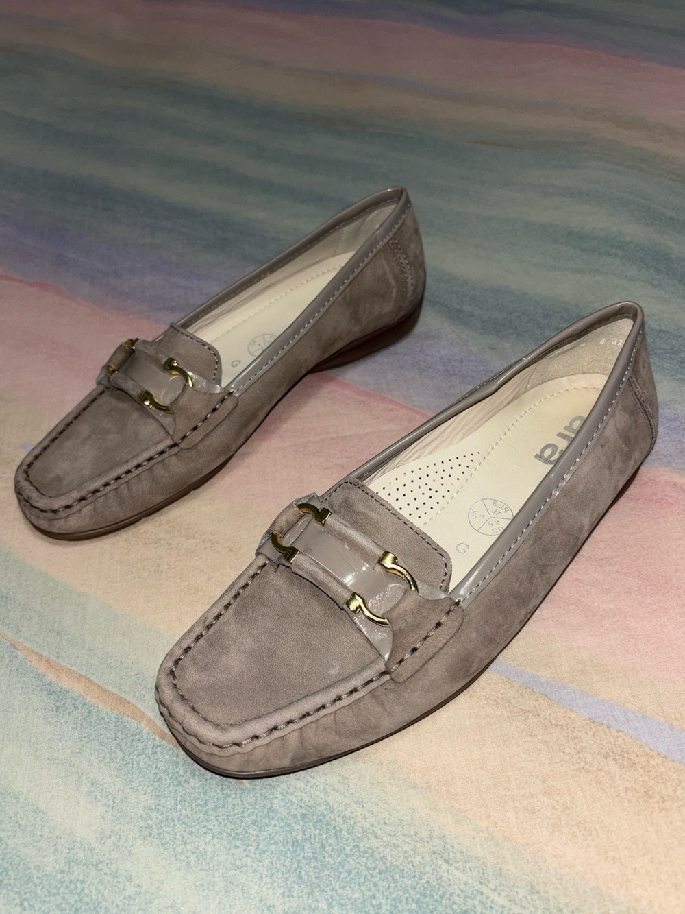 ara Women's Sigourney Loafer Tan shoes size US 6.5 / UK 4 nubuk horsebit loafers